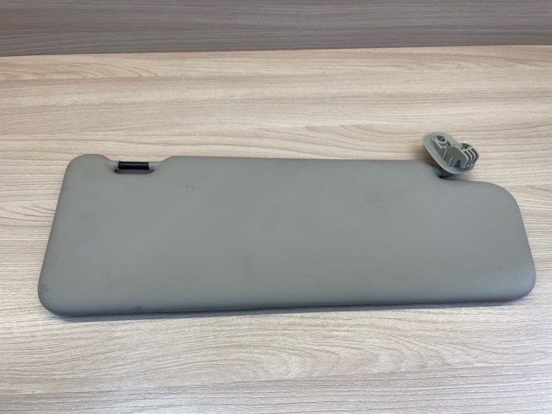 Козырек солнцезащитный