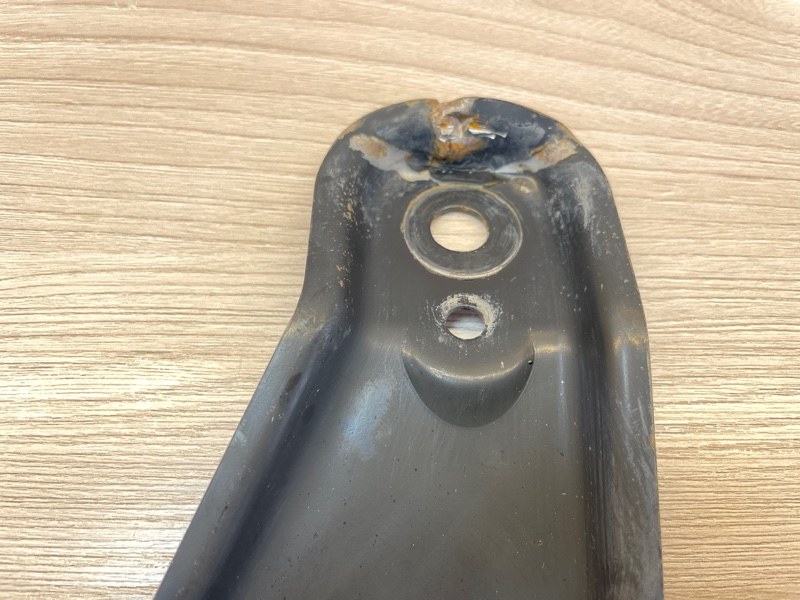 Кронштейн подрамника