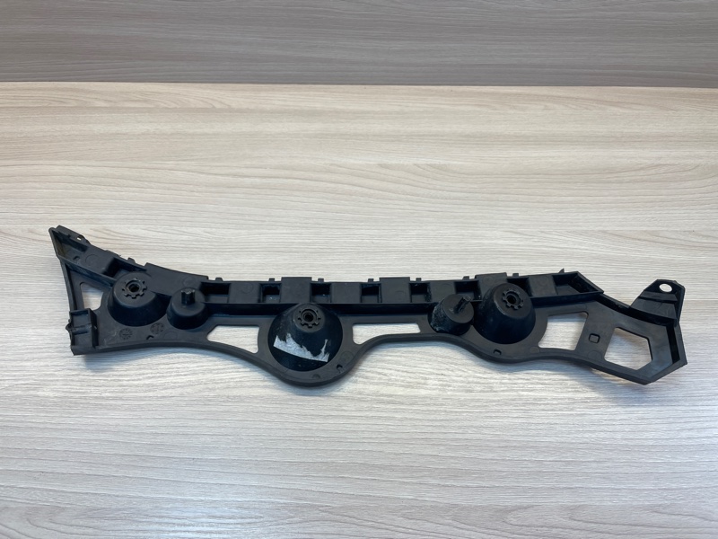 Кронштейн   бампера