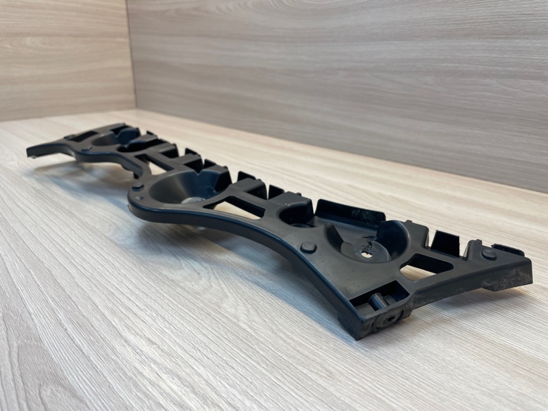 Кронштейн бампера