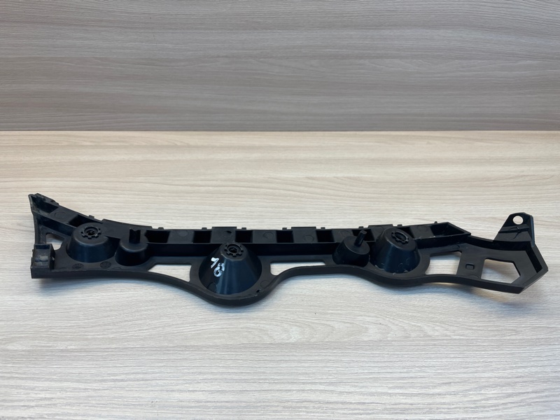 Кронштейн бампера