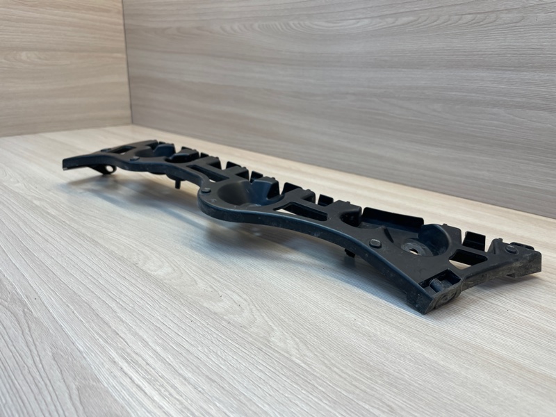 Кронштейн   бампера