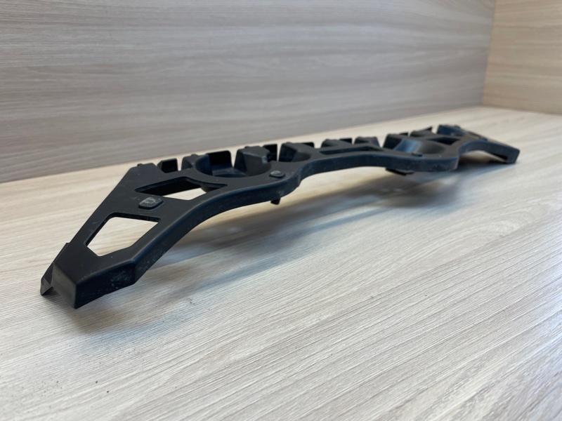 Кронштейн   бампера