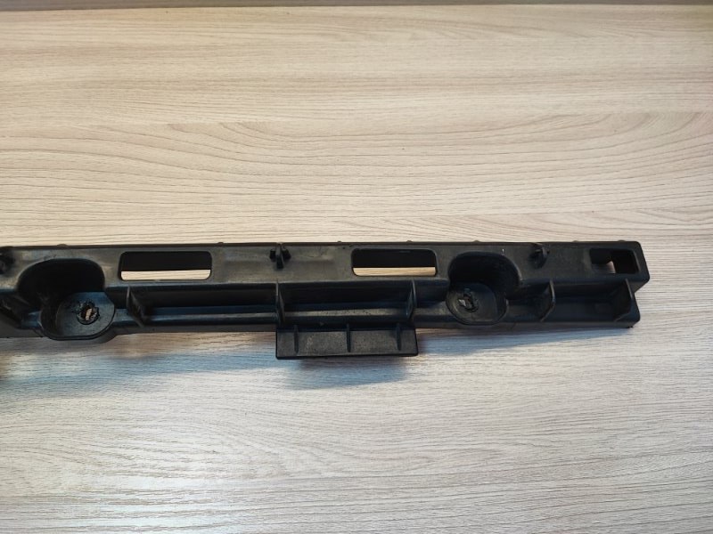 Кронштейн бампера