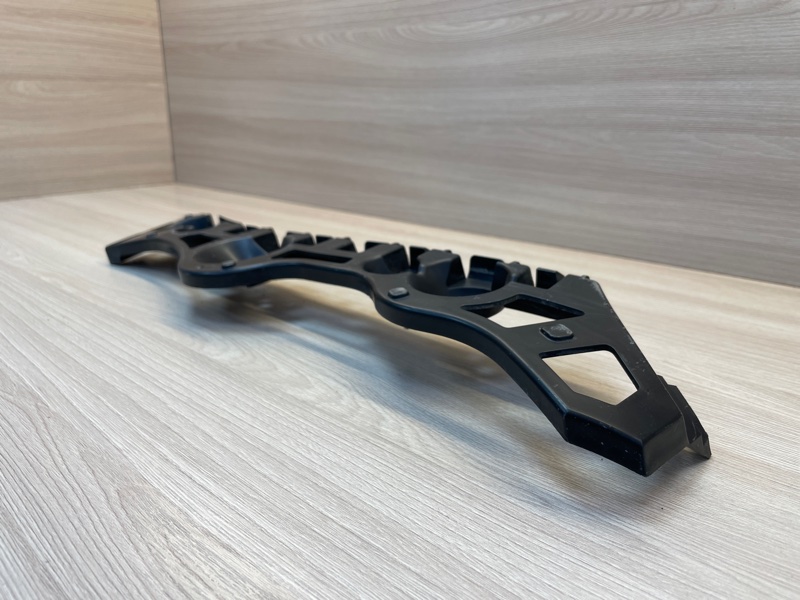 Кронштейн   бампера