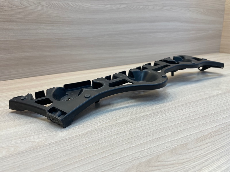 Кронштейн   бампера