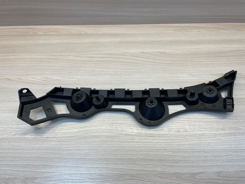 Кронштейн   бампера