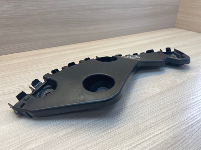 Кронштейн   бампера