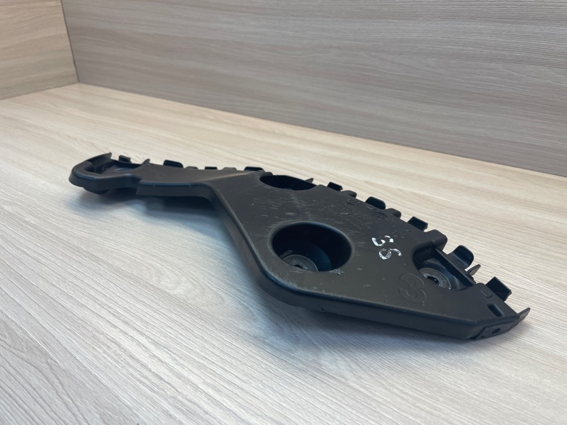 Кронштейн   бампера