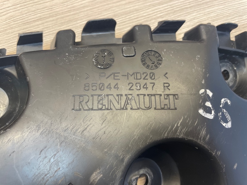 Кронштейн   бампера