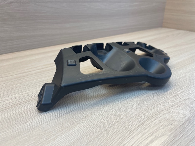 Кронштейн   бампера