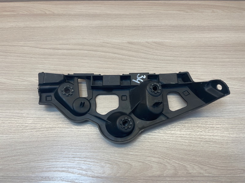 Кронштейн   бампера