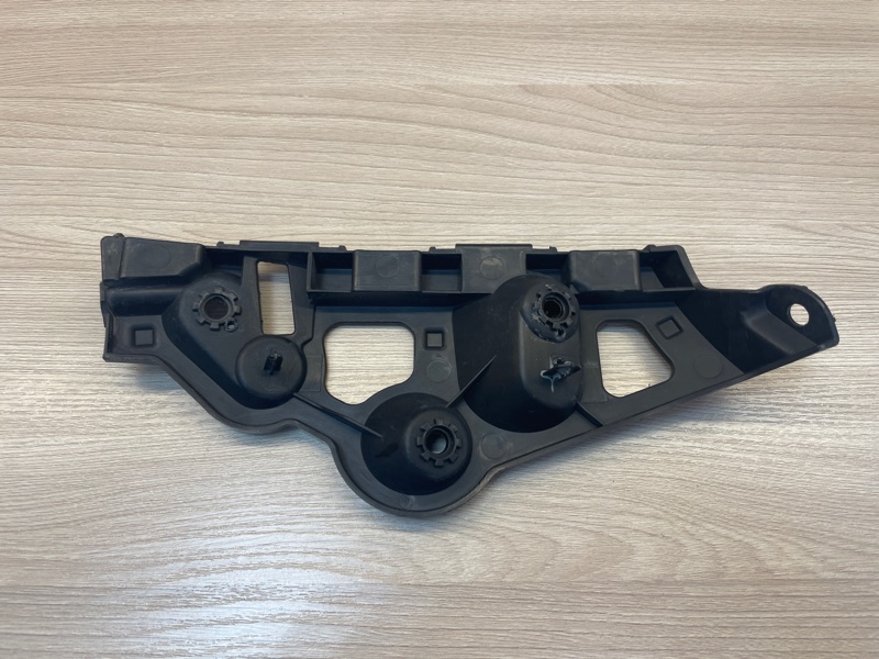 Кронштейн   бампера