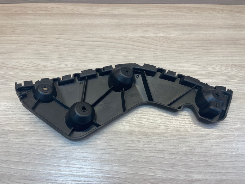 Кронштейн   бампера