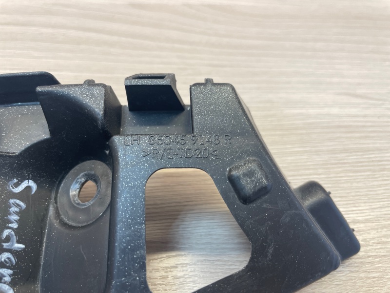 Кронштейн   бампера