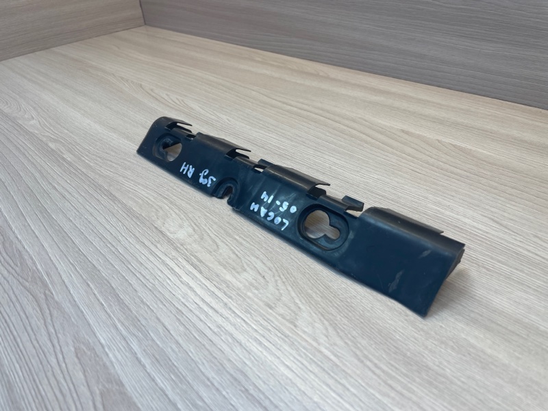 Кронштейн   бампера