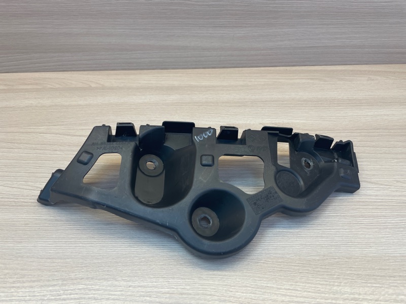 Кронштейн   бампера