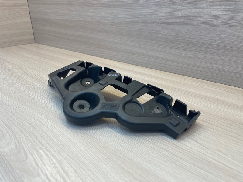 Кронштейн   бампера