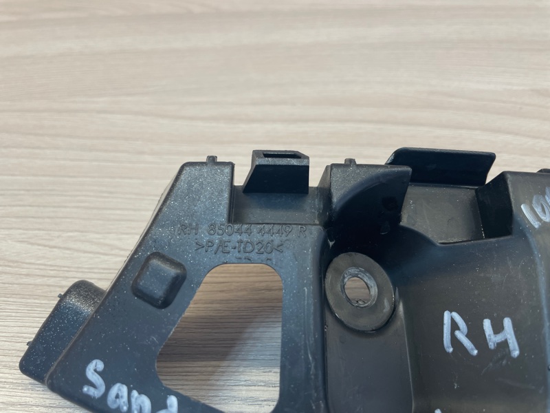 Кронштейн   бампера