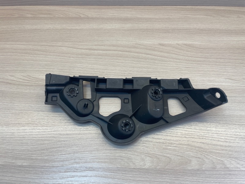 Кронштейн   бампера