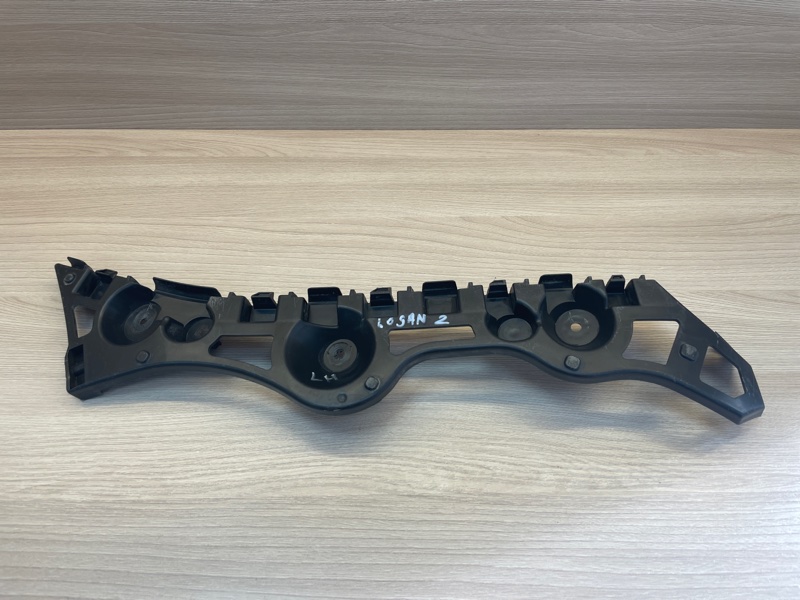 Кронштейн   бампера