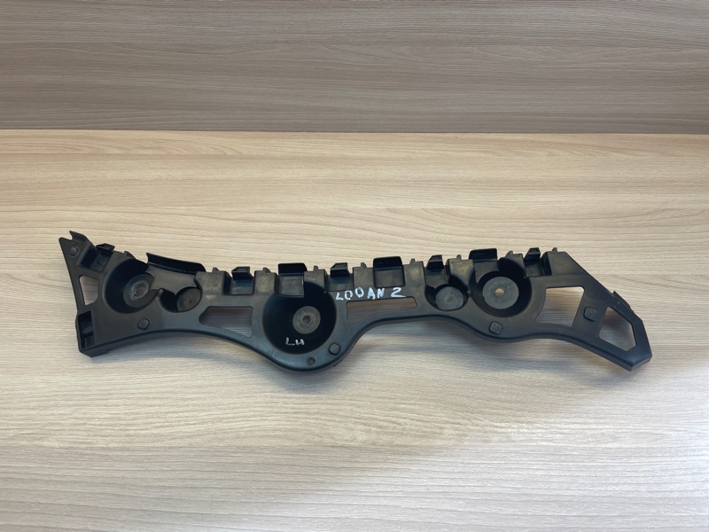 Кронштейн   бампера