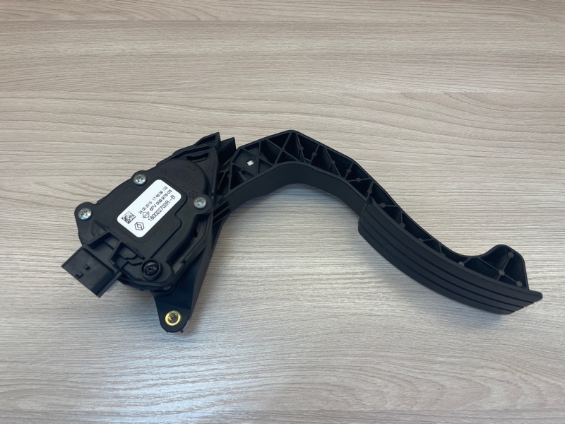 Педаль газа