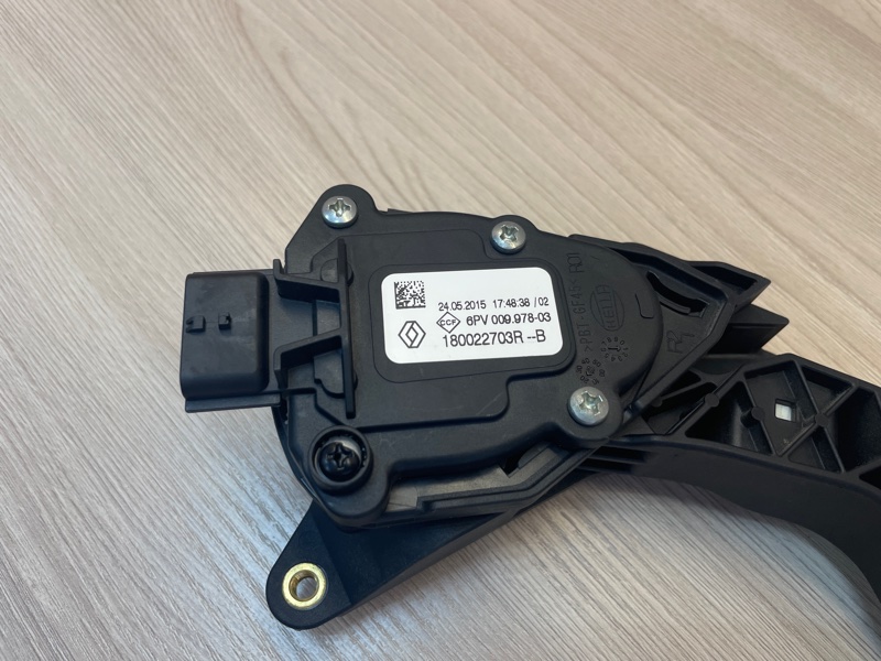 Педаль газа