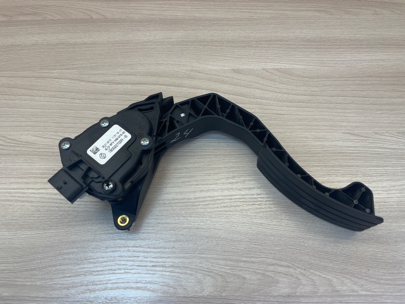 Педаль газа