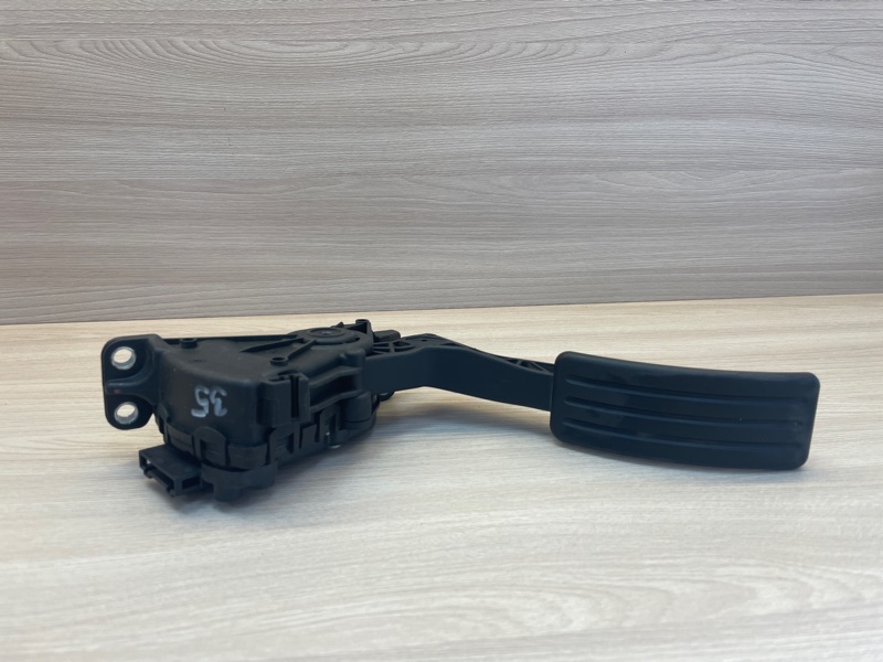 Педаль газа