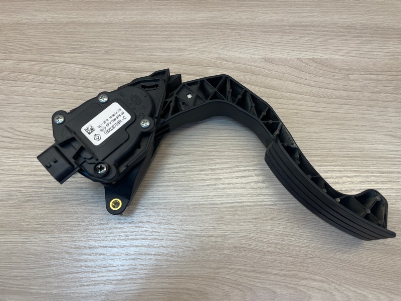 Педаль газа