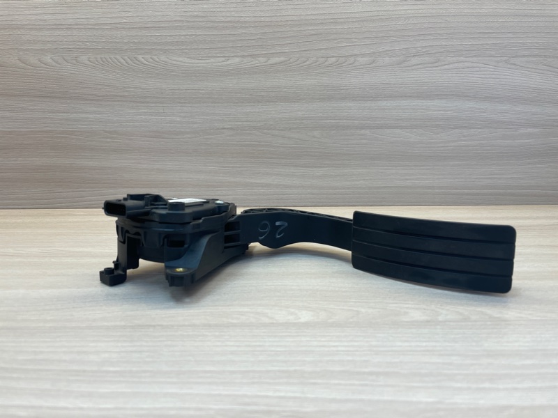 Педаль газа