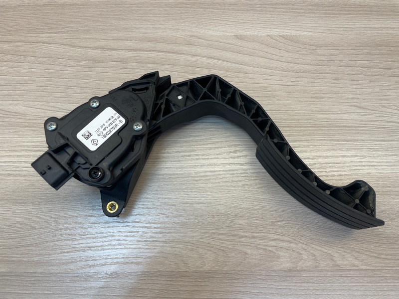 Педаль газа