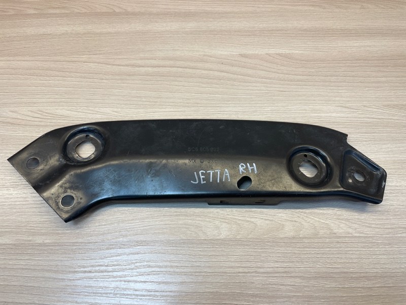 Кронштейн  фары