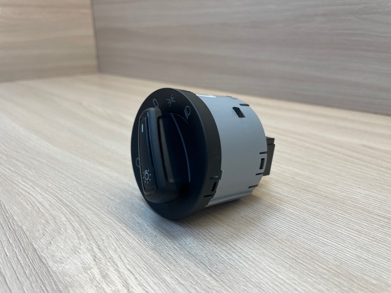 Переключатель света