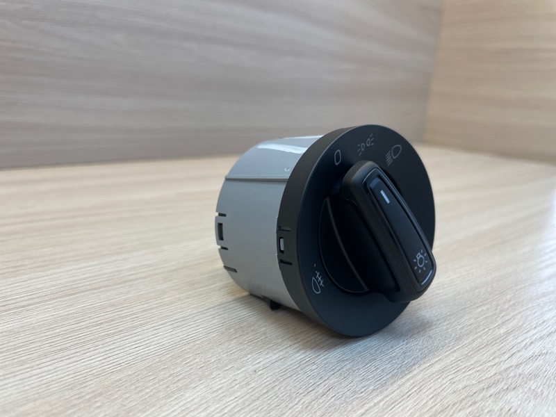 Переключатель света