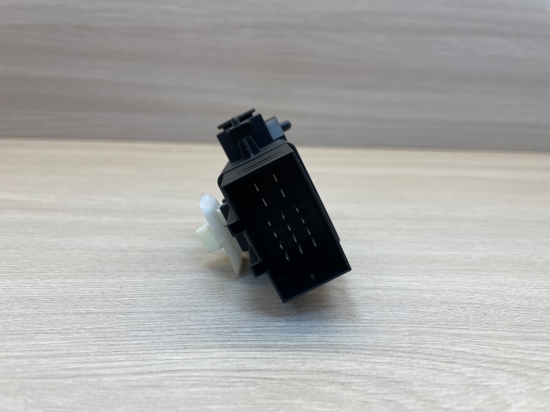 Блок управления подогревом сидений