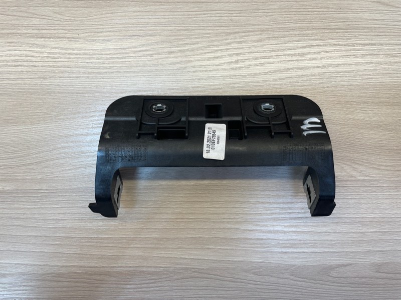 Кронштейн консоли