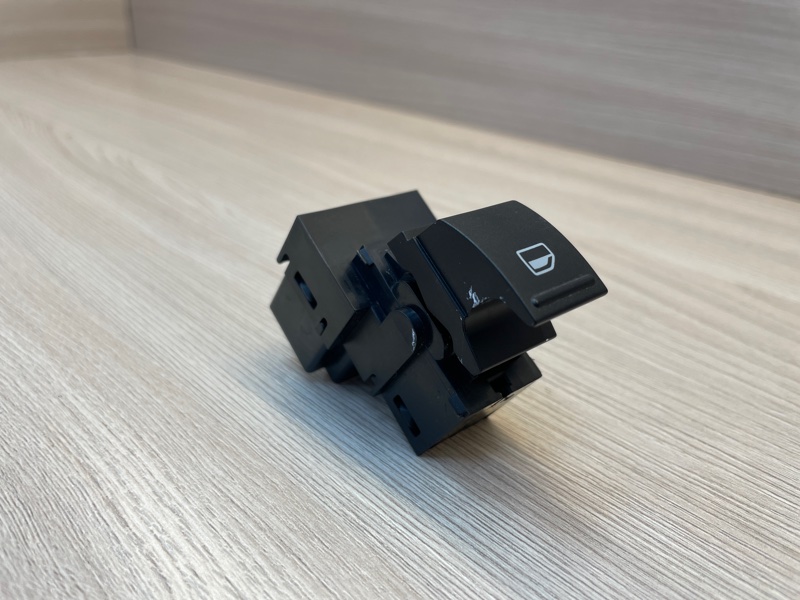 Кнопка стеклоподъемника