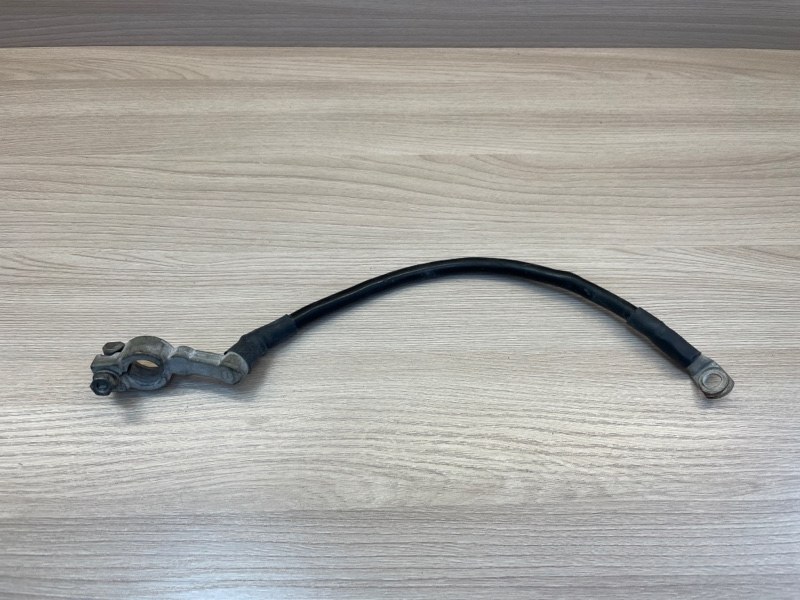 Клемма аккумулятора (минусовая)