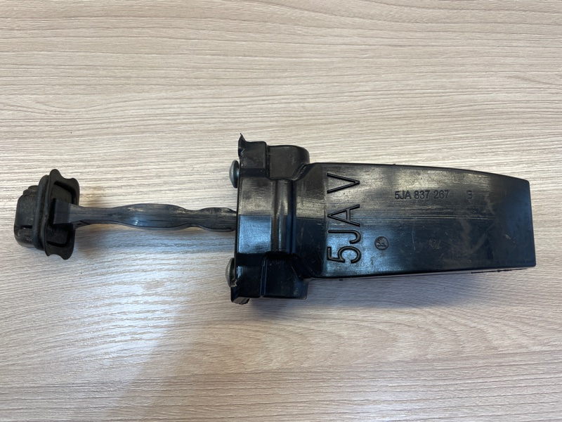 Ограничитель      двери