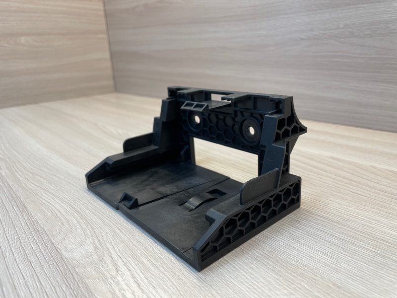 Крепление блока электроники