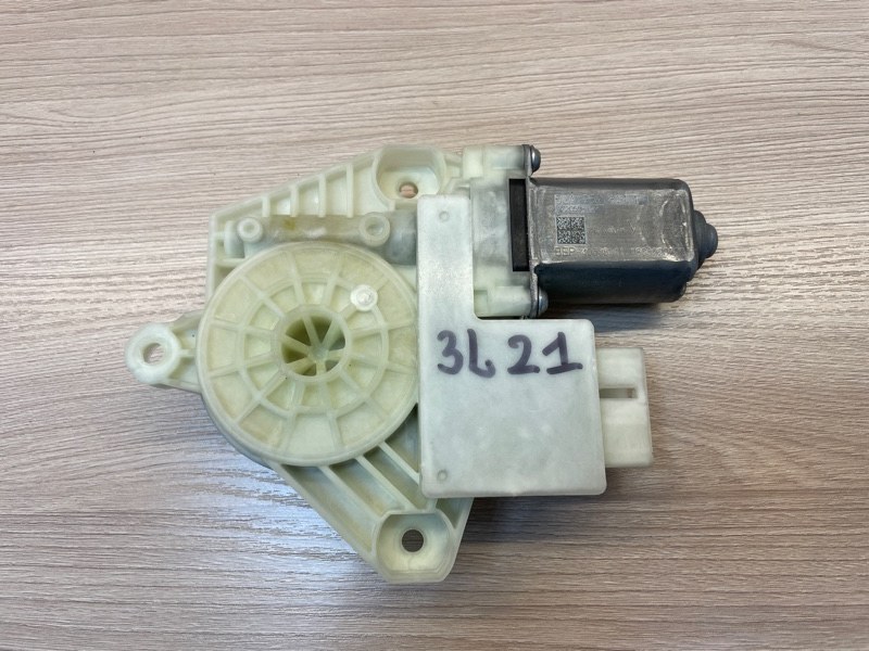 Мотор стеклоподъемника