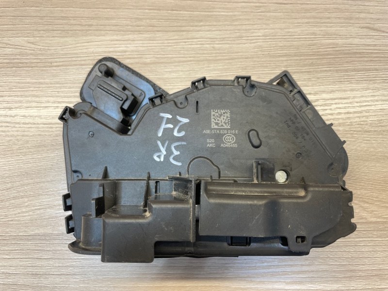 Замок      двери