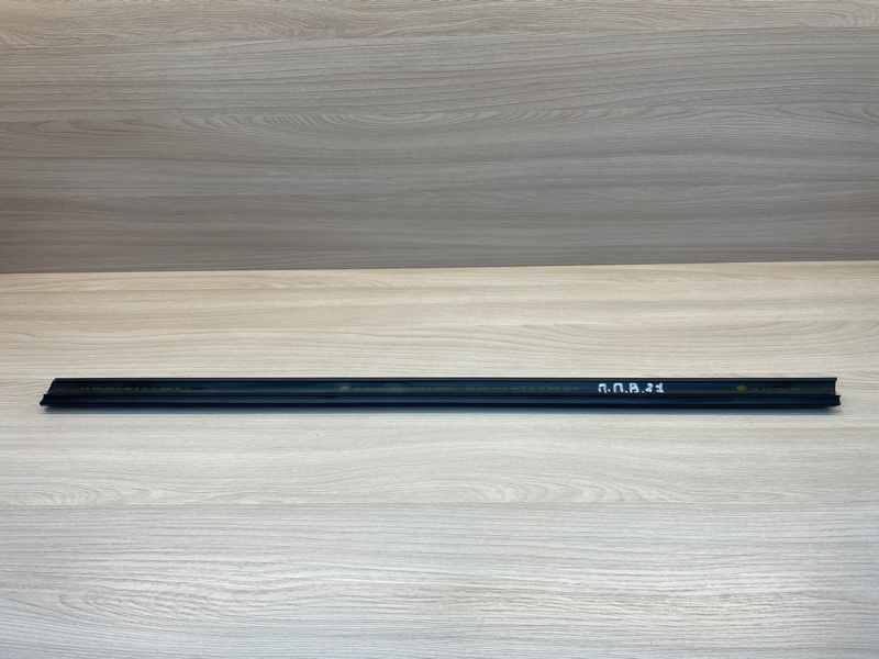 Уплотнитель стекла двери внутренний