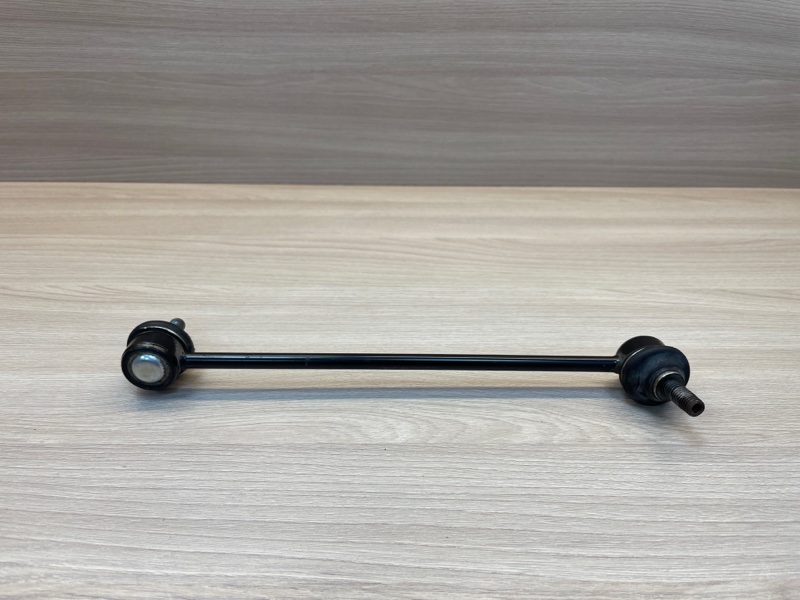 Стойка стабилизатора