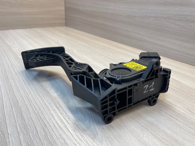 Педаль газа