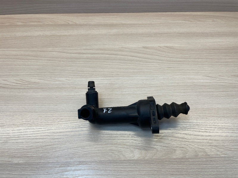 Цилиндр сцепления