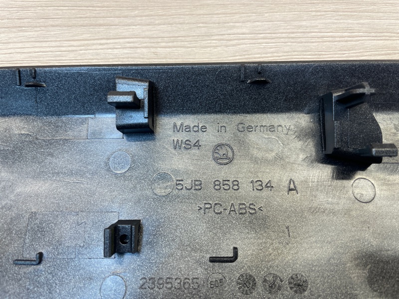 Накладка торпедо