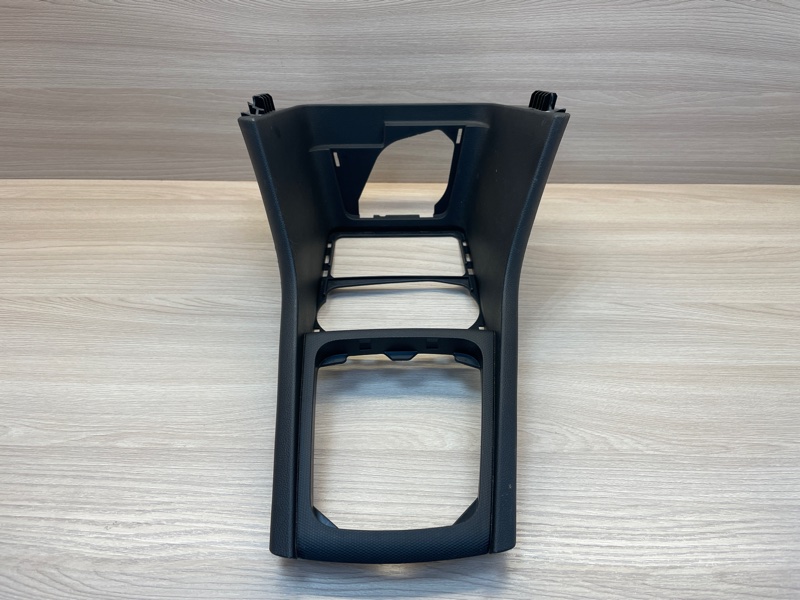 Консоль центральная